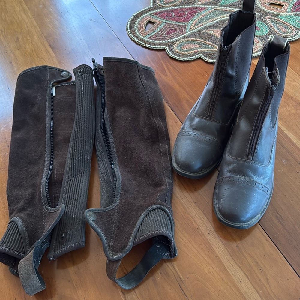 Riding shoes and half chaps set